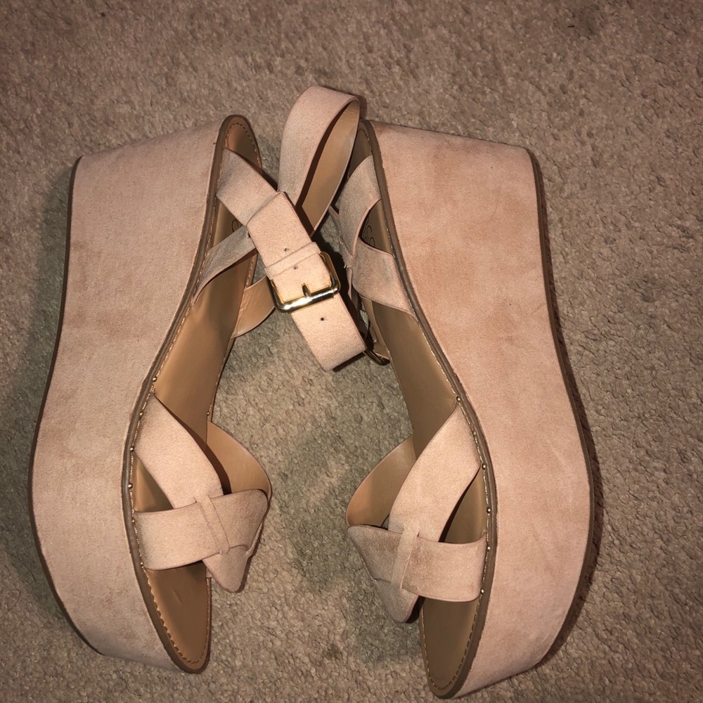 Size 13 women’s blush pink wedge sandals